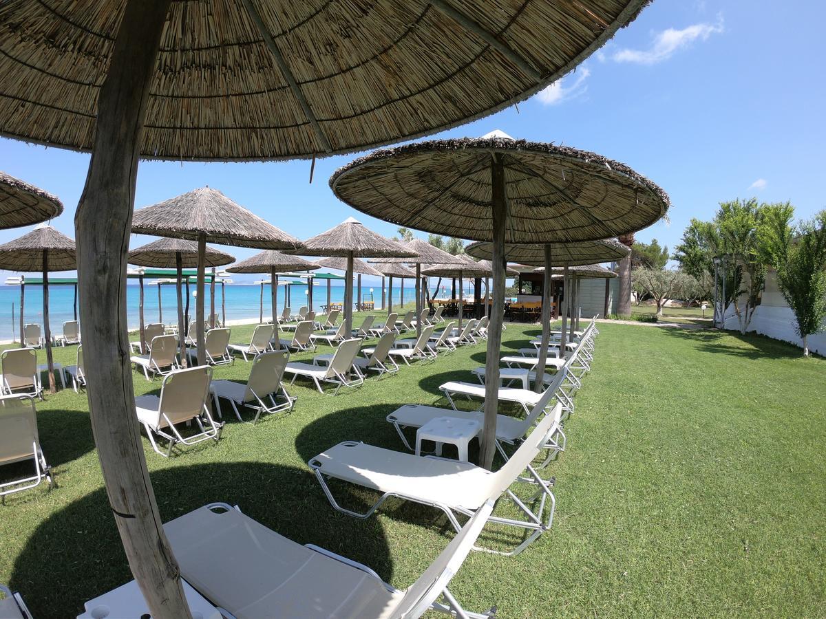 Kopsis Beach Hotel Pefkochori Exterior photo